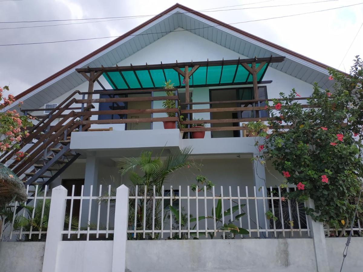 Hotel Sisters Inn Moalboal Exterior foto
